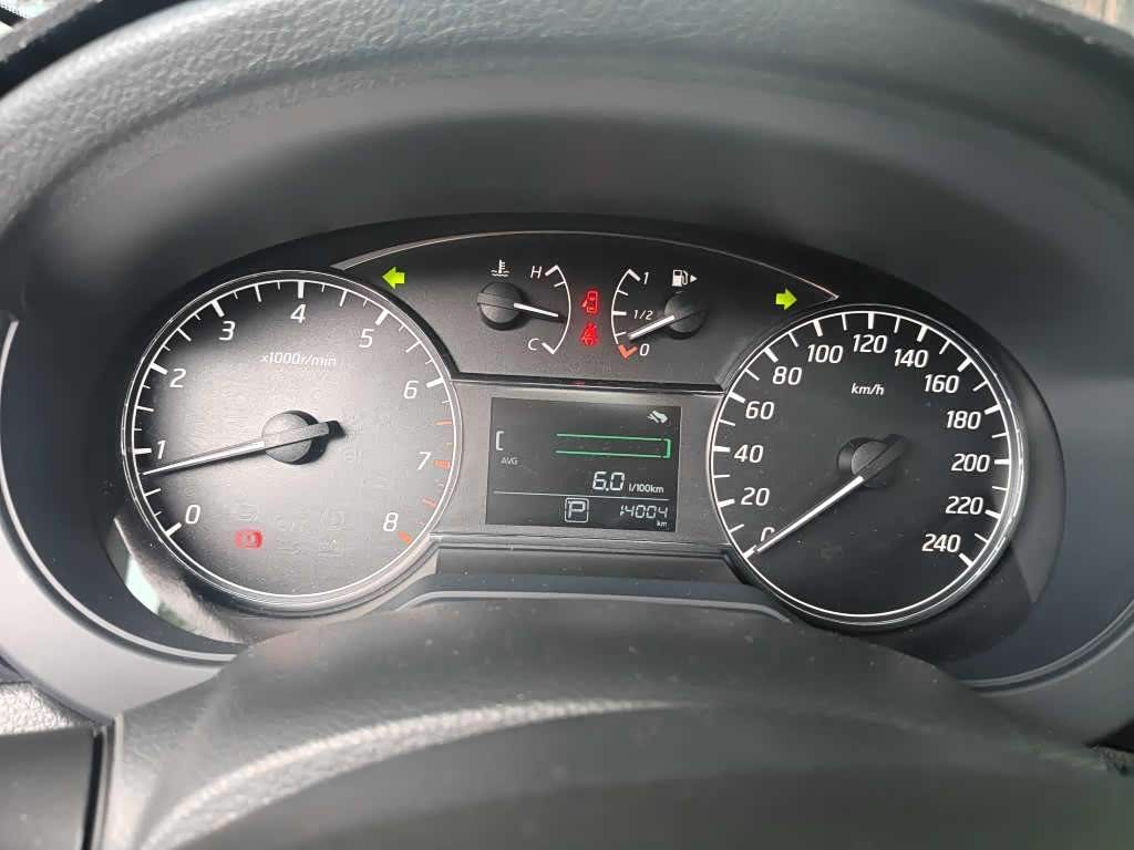 Nissan Tiida 1.6 л 2024 г. Белый, пробег 14100 км