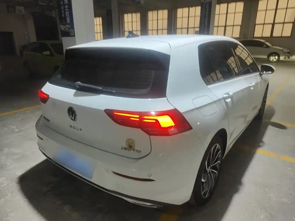 Volkswagen Golf — миниатюра 7