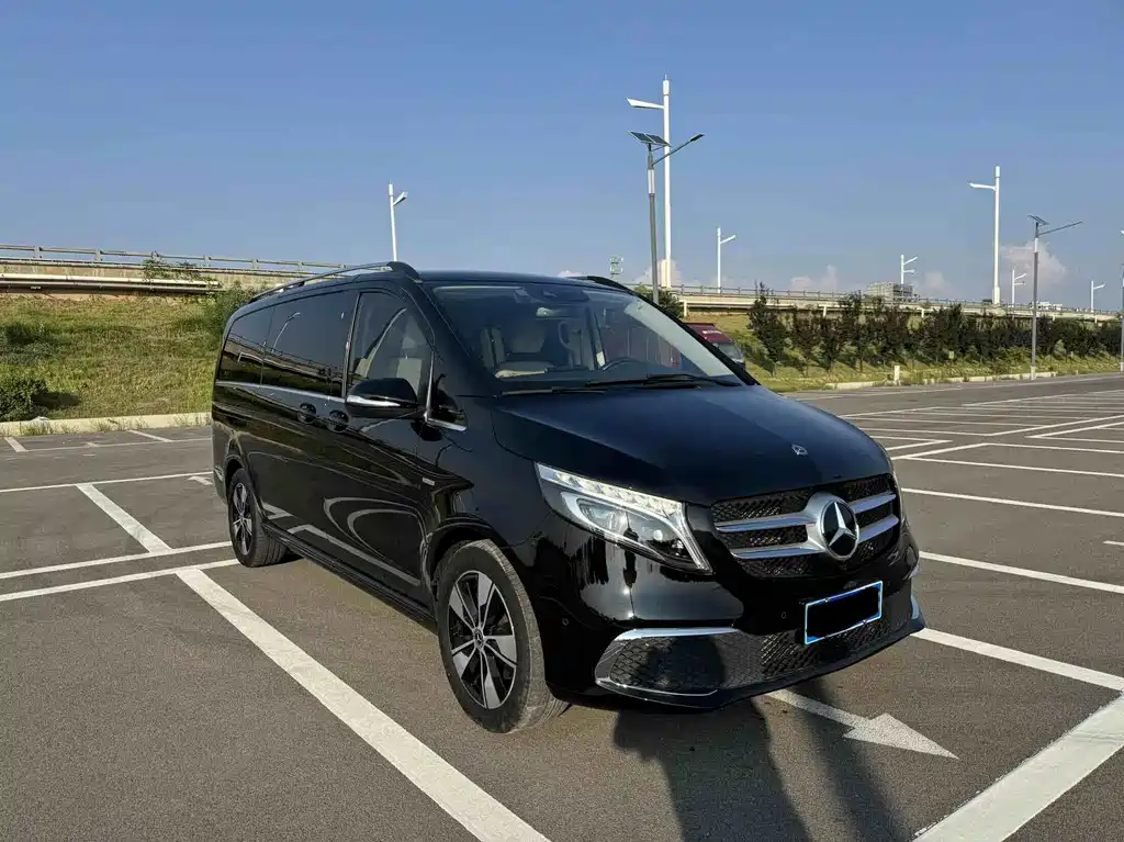 Mercedes-Benz V-Class — миниатюра 3