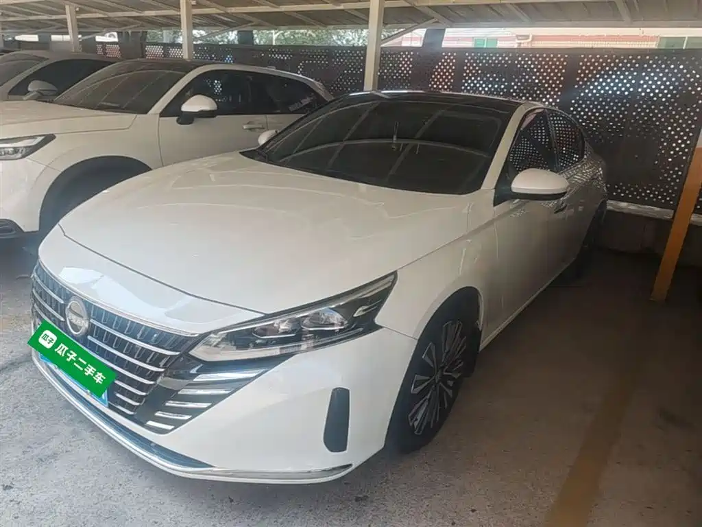 Nissan Teana 2023