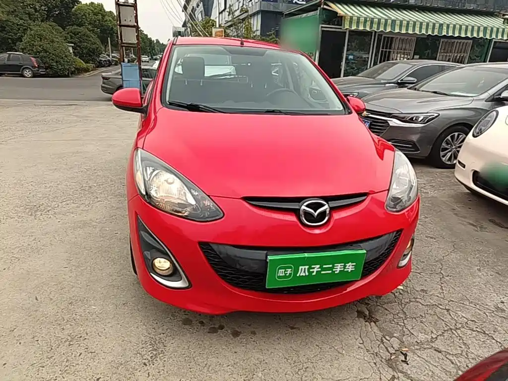 Mazda 2 — миниатюра 3