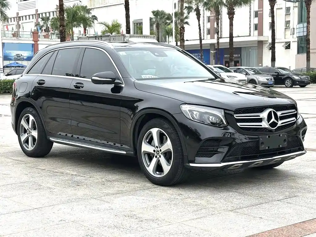 Mercedes-Benz GLC 2017 GLC 300 4MATIC