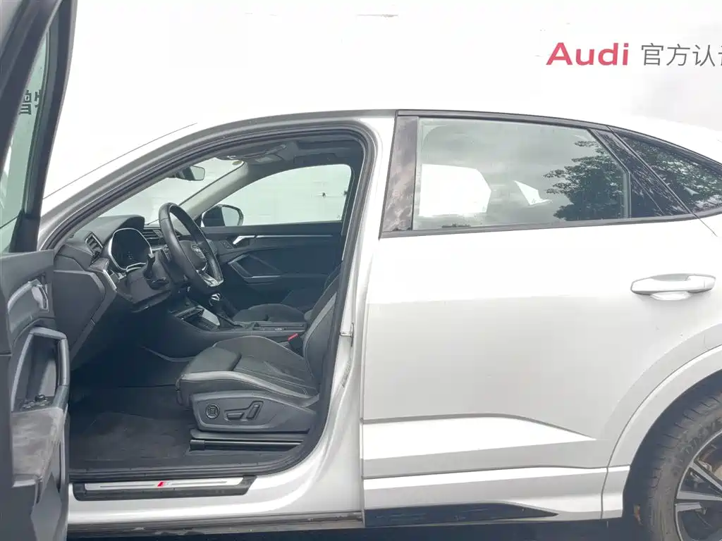 Audi Q3 Sportback — миниатюра 12