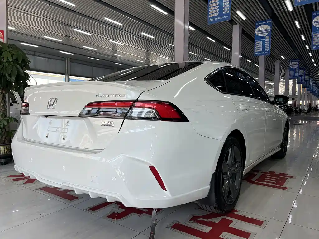 Honda Inspire — миниатюра 7