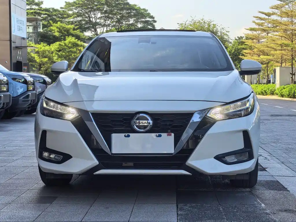 NISSAN XUAN YI