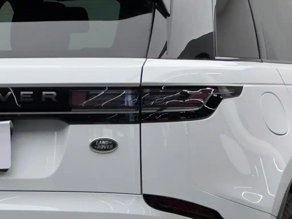 Land Rover Velar — миниатюра 6