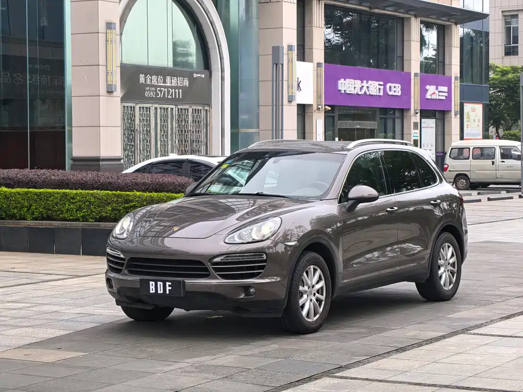 Купить Porsche Cayenne