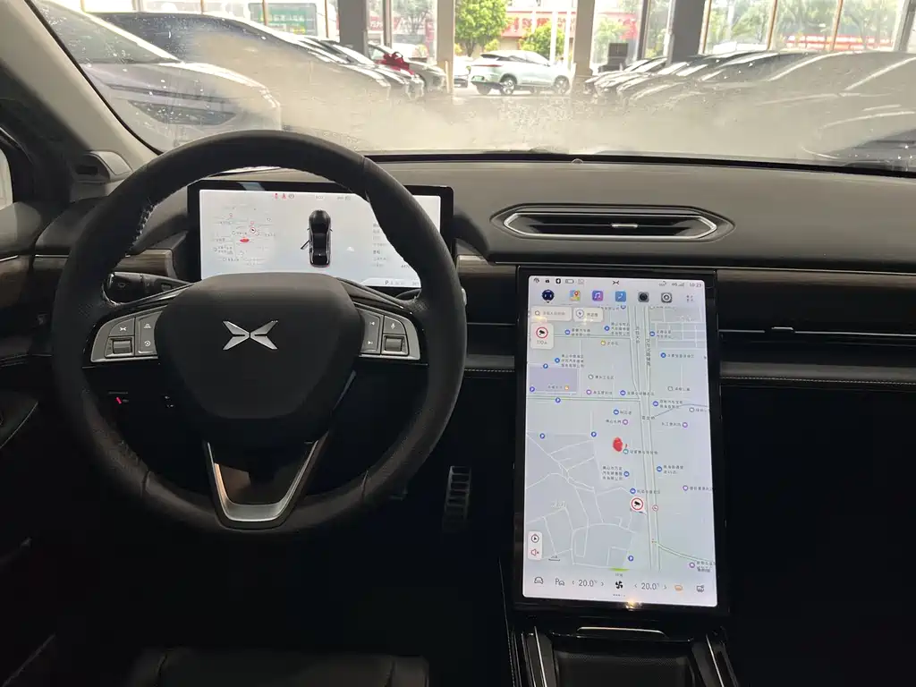 XPeng P5 — миниатюра 11