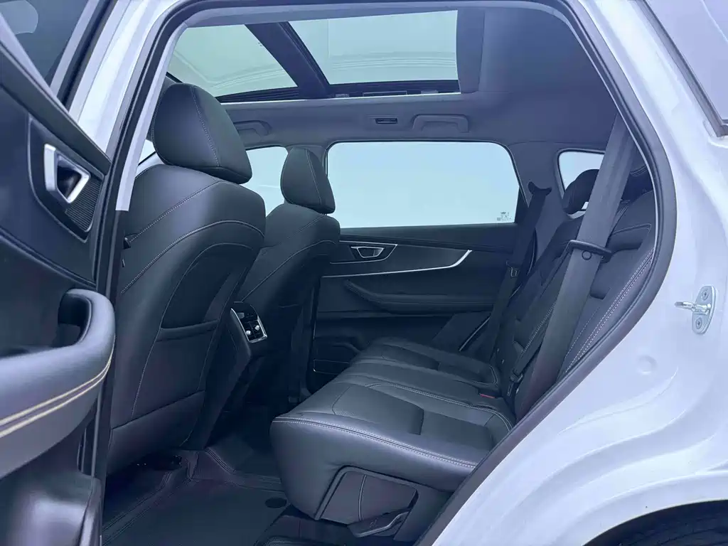 Chery Tiggo 8 — миниатюра 7