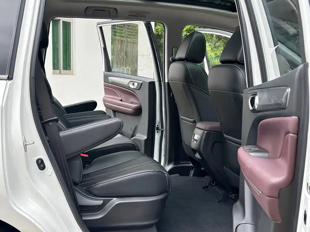 GAC Motor Trumpchi M6 — миниатюра 9