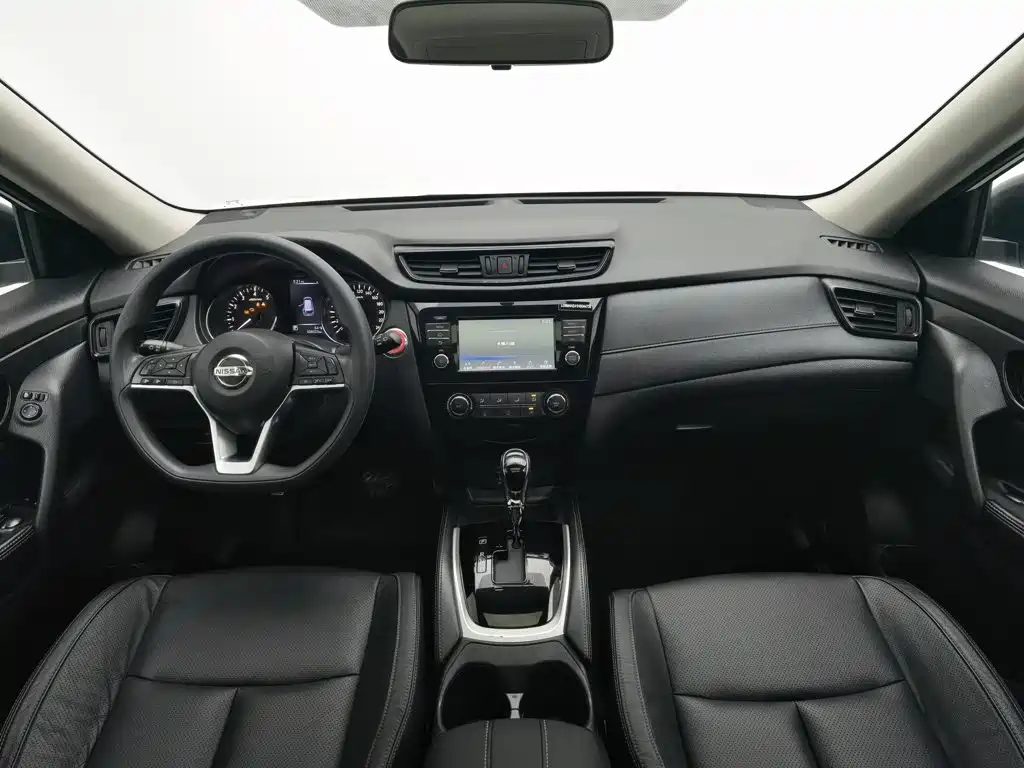 Nissan X-Trail — миниатюра 5