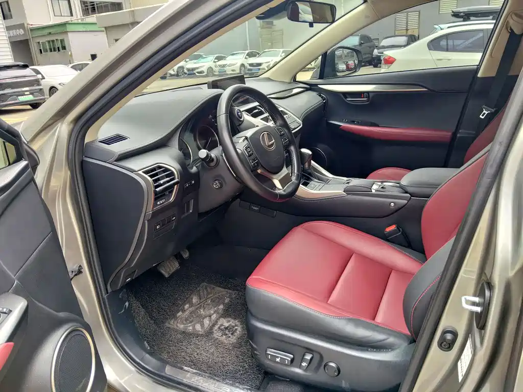Lexus NX — миниатюра 5