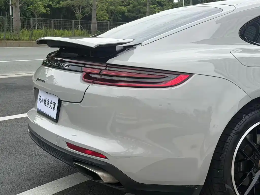 Porsche Panamera — миниатюра 8