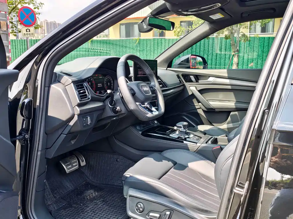 Audi Q5L — миниатюра 9