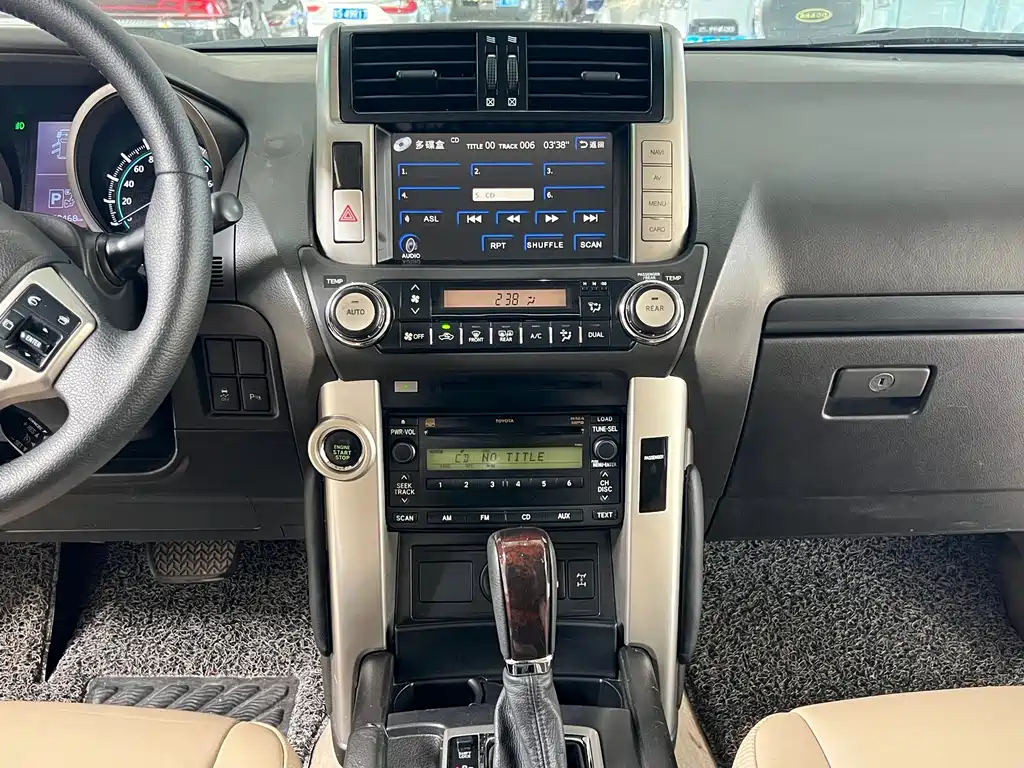 Toyota Prado — миниатюра 7