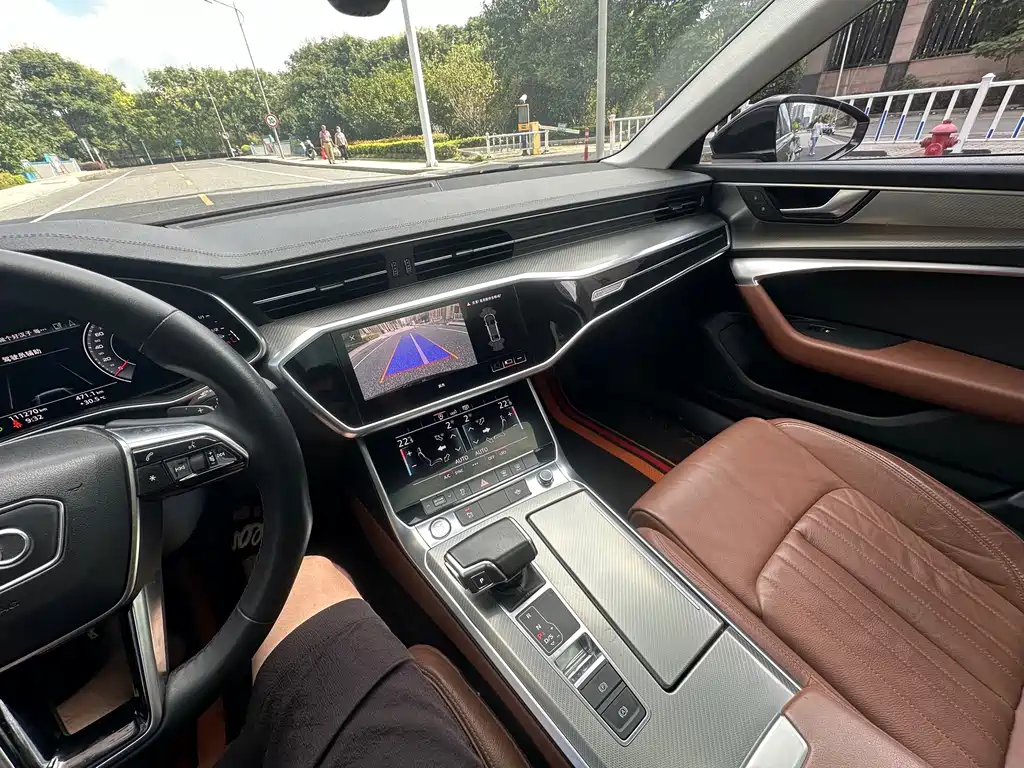 Audi A6L — миниатюра 10