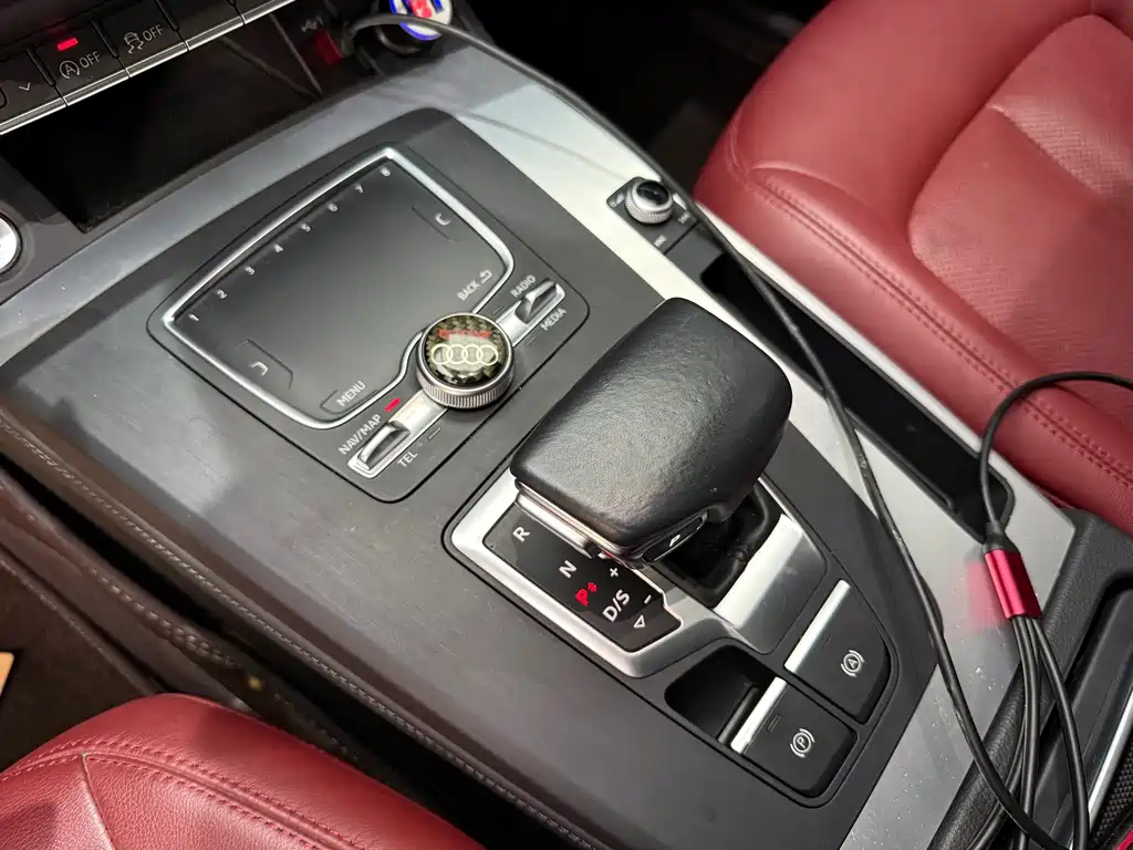 Audi Q5L — миниатюра 15