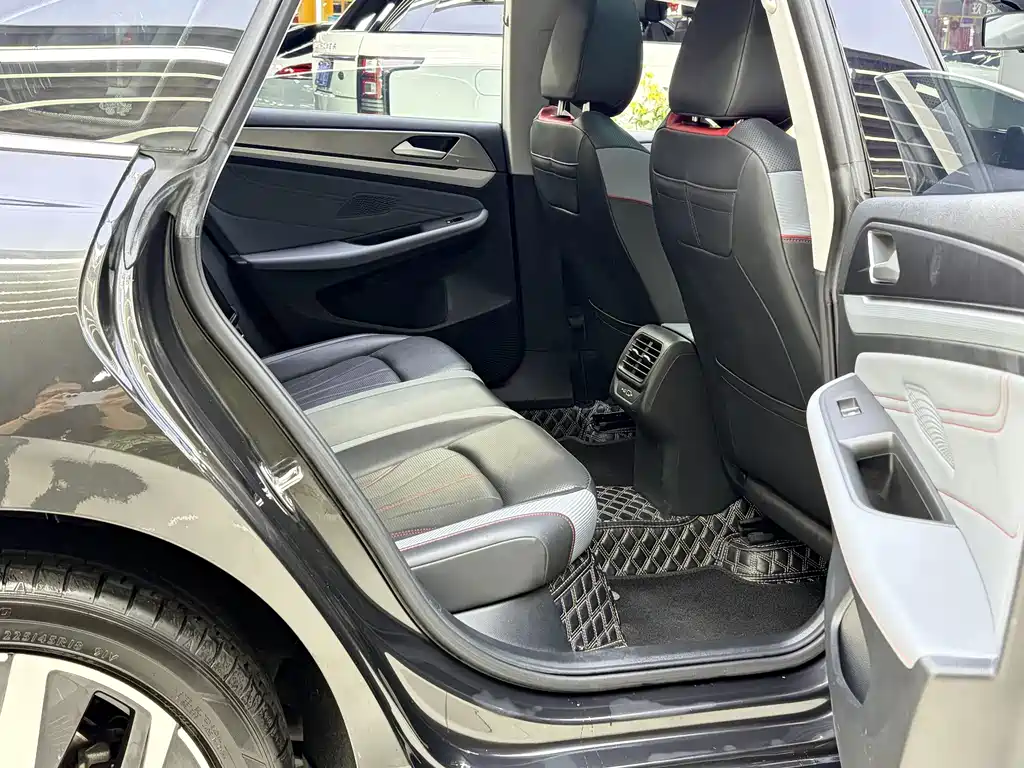 Volkswagen Lamando — миниатюра 15