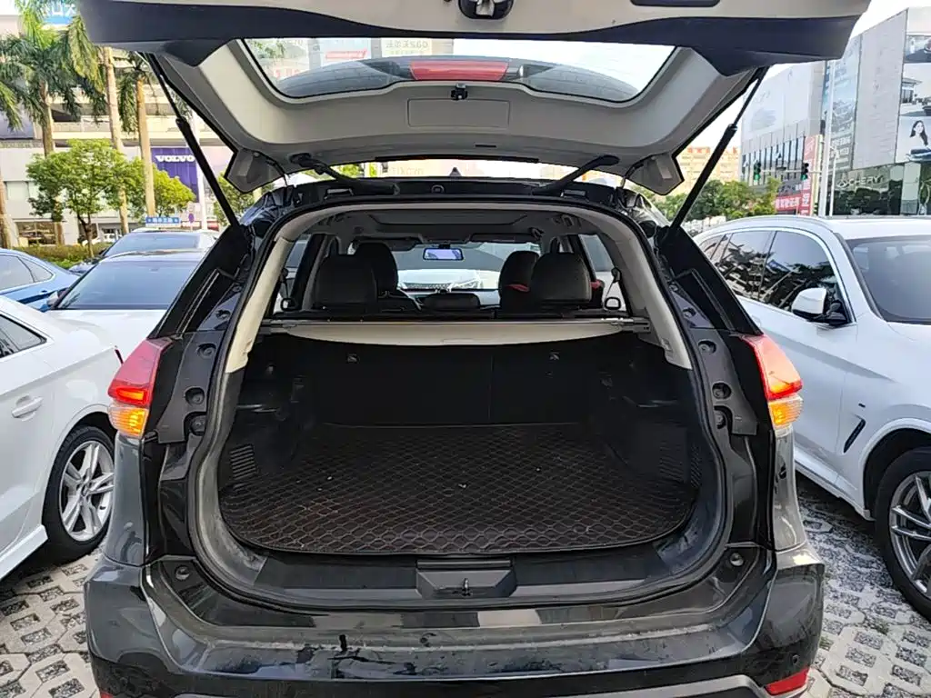Nissan X-Trail — миниатюра 19