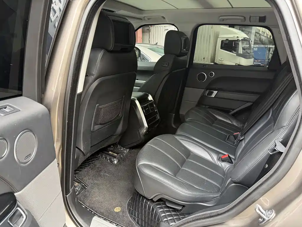 Land Rover Sport — миниатюра 7