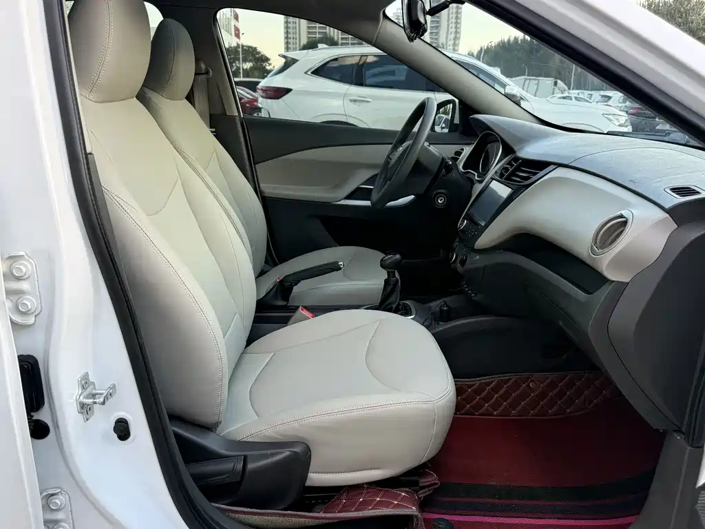 Chevrolet Sail — миниатюра 19