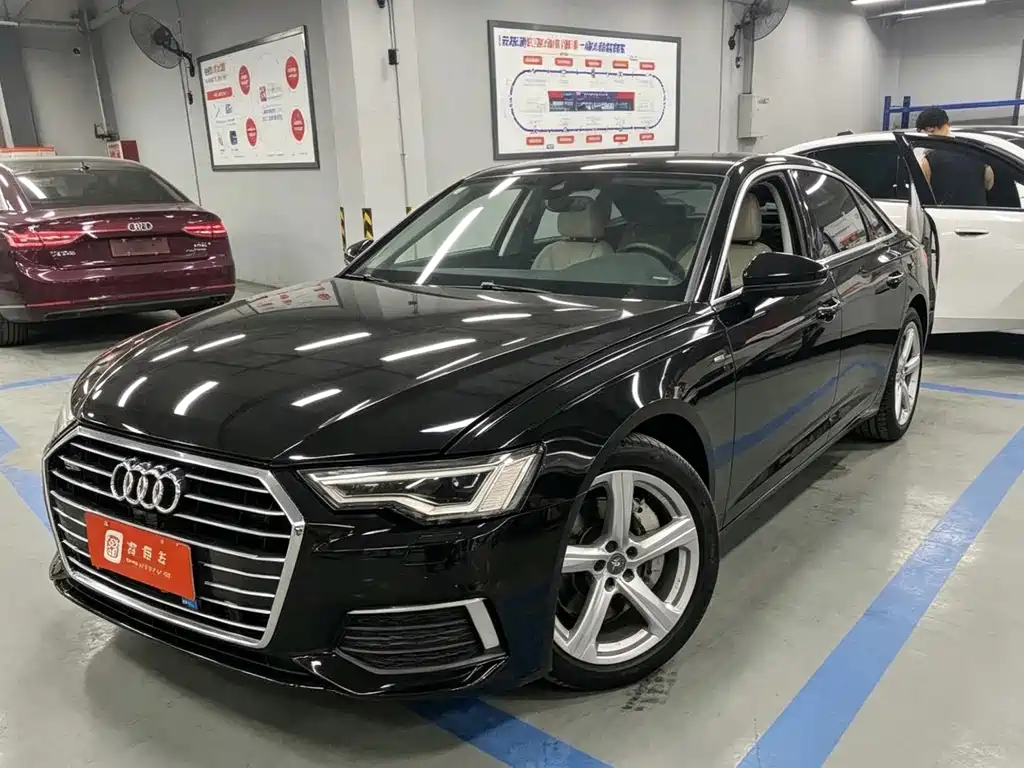 Audi A6L 2022