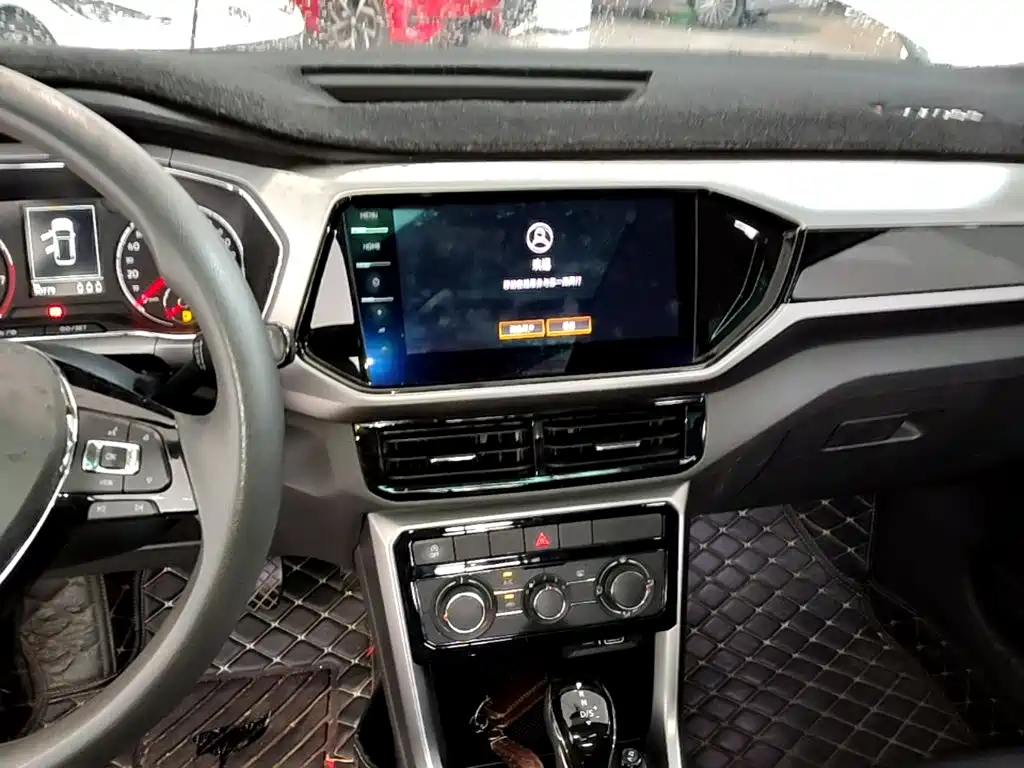 Volkswagen T-Cross — миниатюра 13
