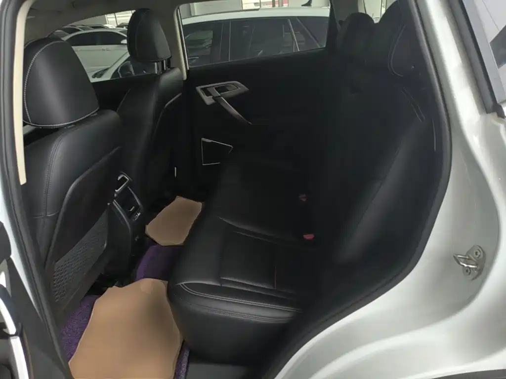 Geely Boyue — миниатюра 17