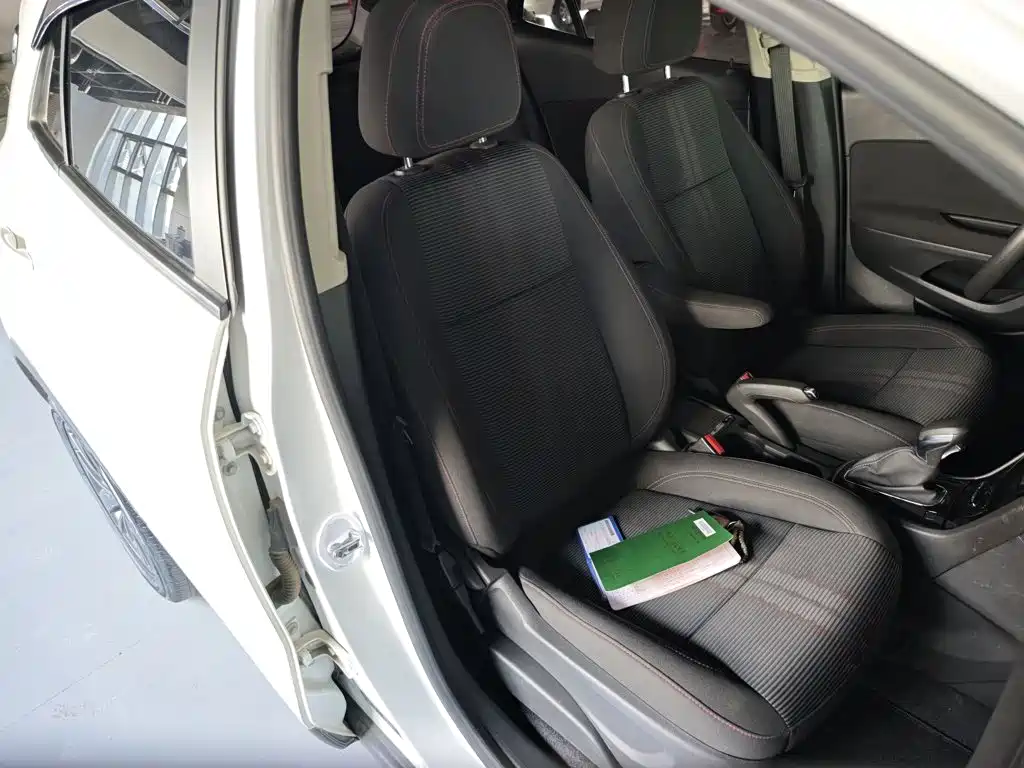Buick Encore — миниатюра 25