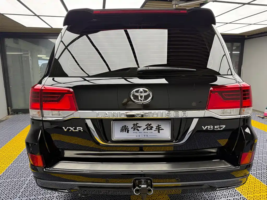 Toyota Land Cruiser — миниатюра 5