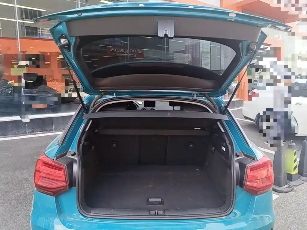 Audi Q2L — миниатюра 19