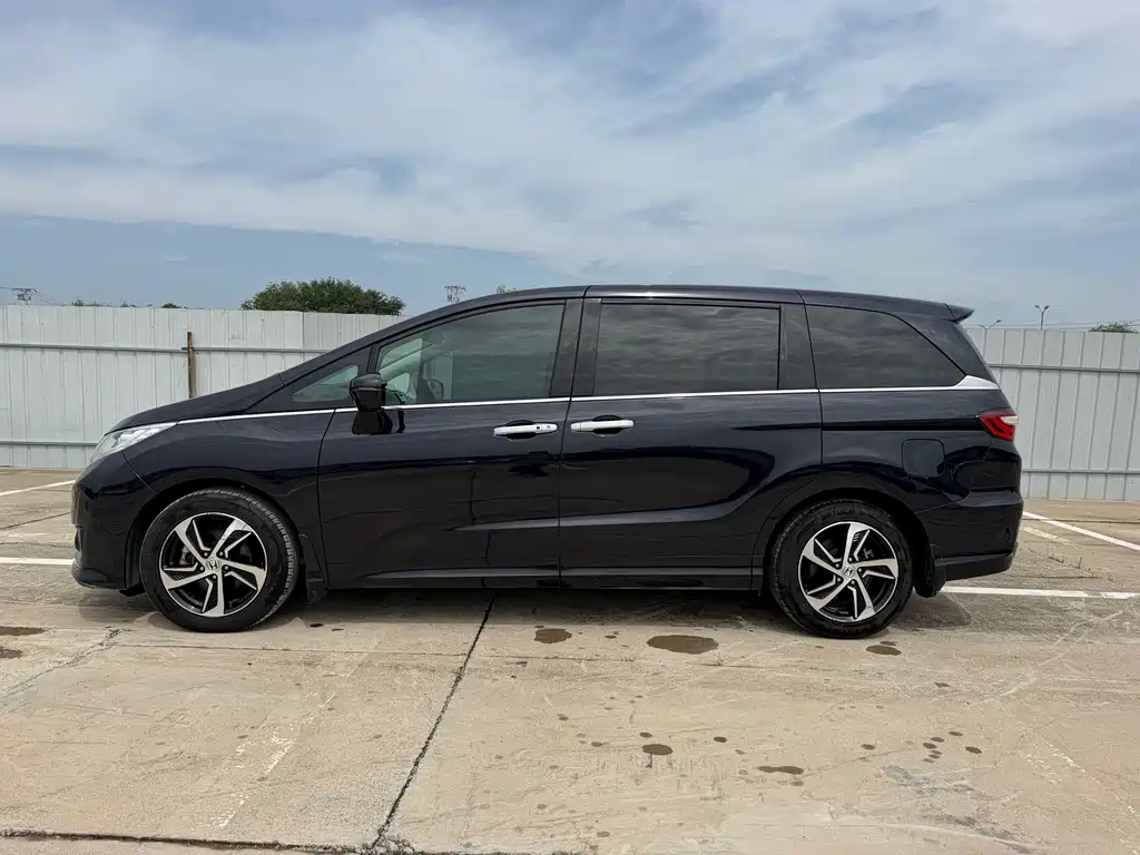 Honda Odyssey — миниатюра 7