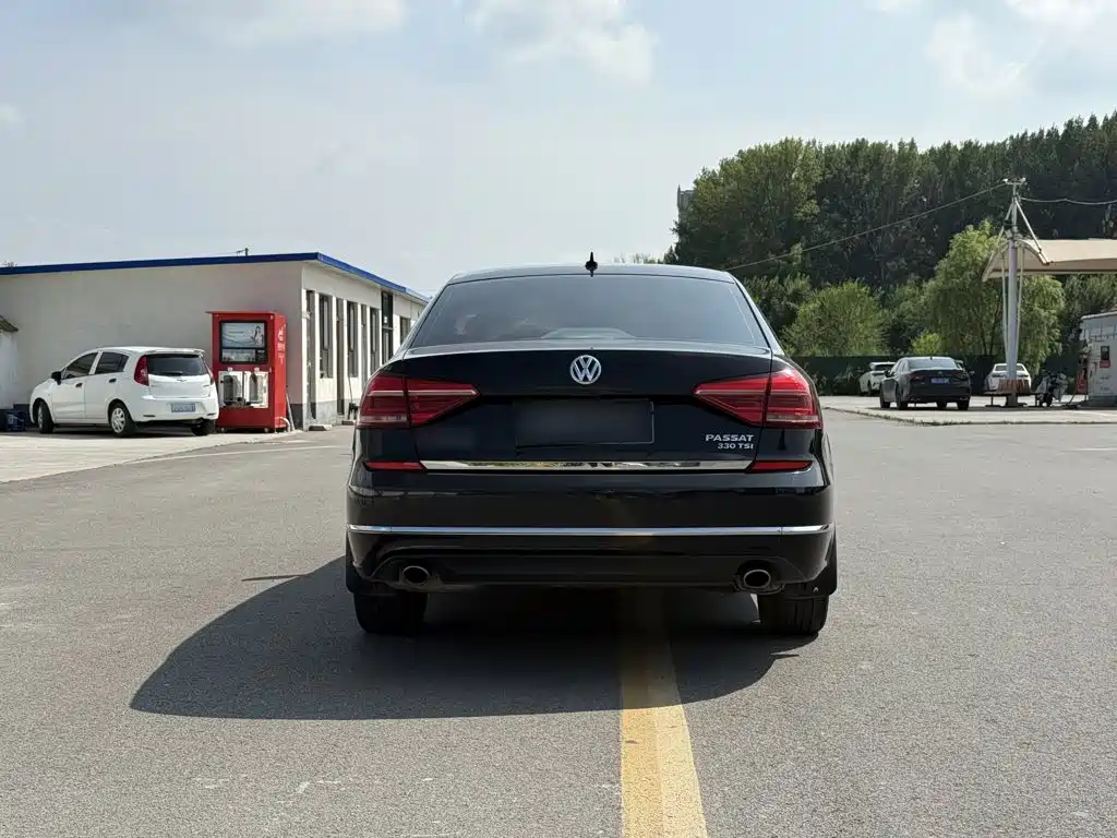 Volkswagen Passat — миниатюра 12