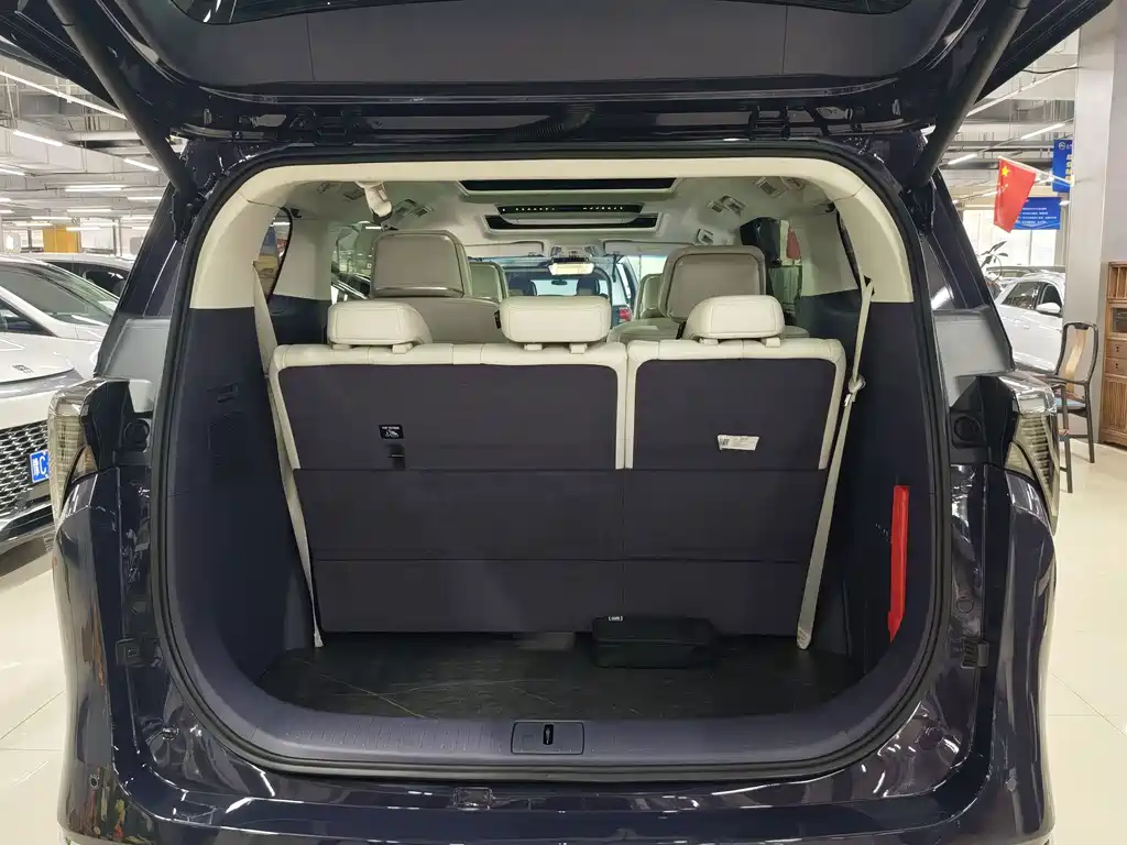 Buick GL8 Hybrid — миниатюра 15