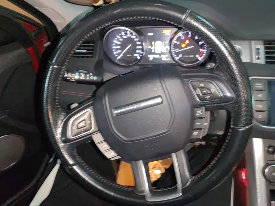 Land Rover Evoque (Import) — миниатюра 15