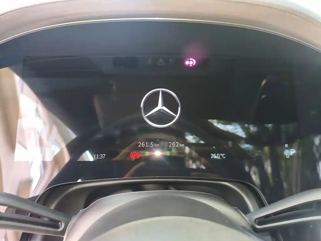 Mercedes-Benz EQS SUV — миниатюра 12