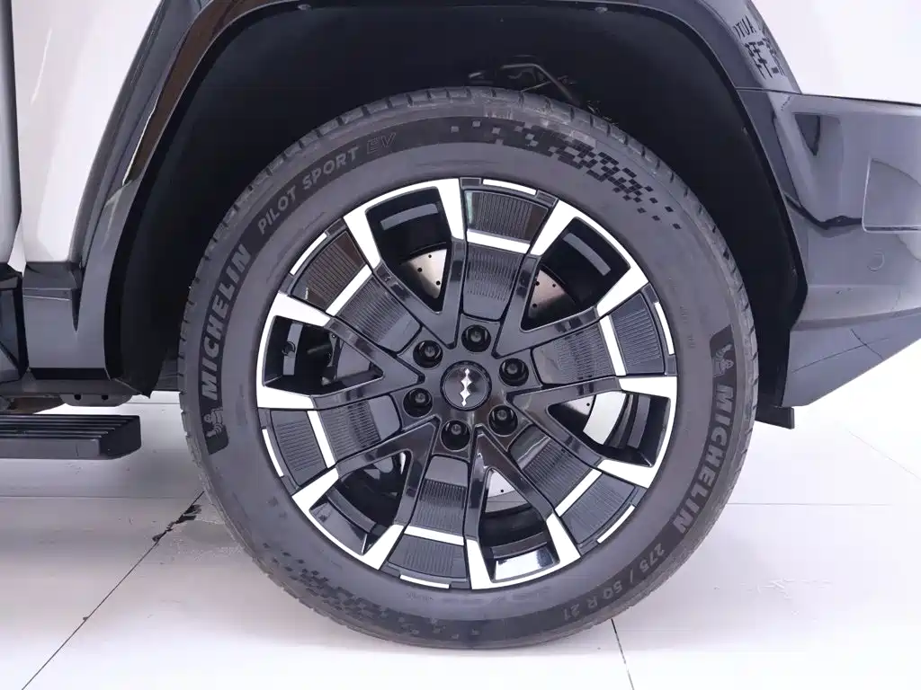 Fang Cheng Bao Leopard 8 — миниатюра 6