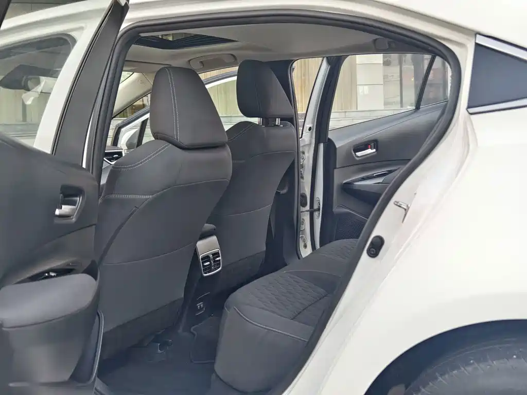 Toyota Allion — миниатюра 10