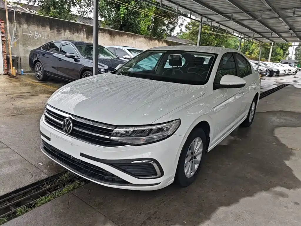 Volkswagen Bora — миниатюра 2