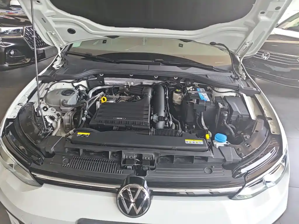 Volkswagen Golf — миниатюра 20