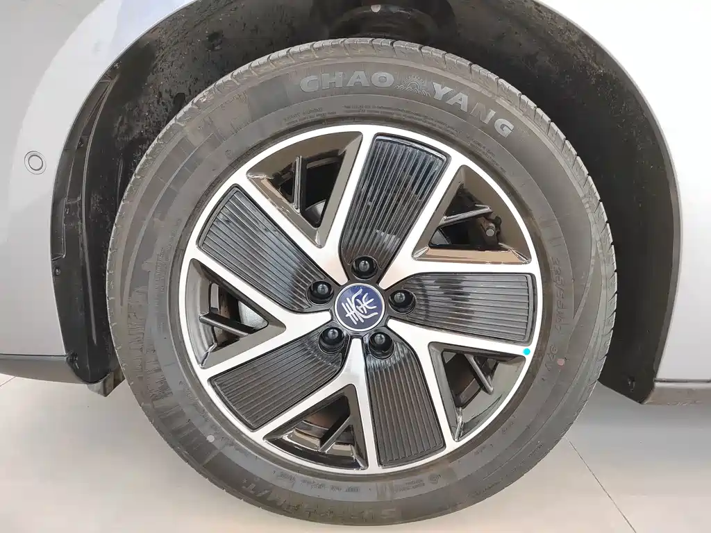 BYD Qin L — миниатюра 17