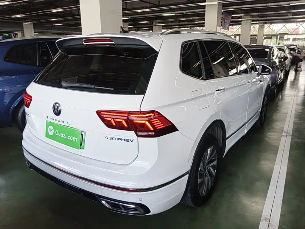 Volkswagen Tiguan L PHEV — миниатюра 7