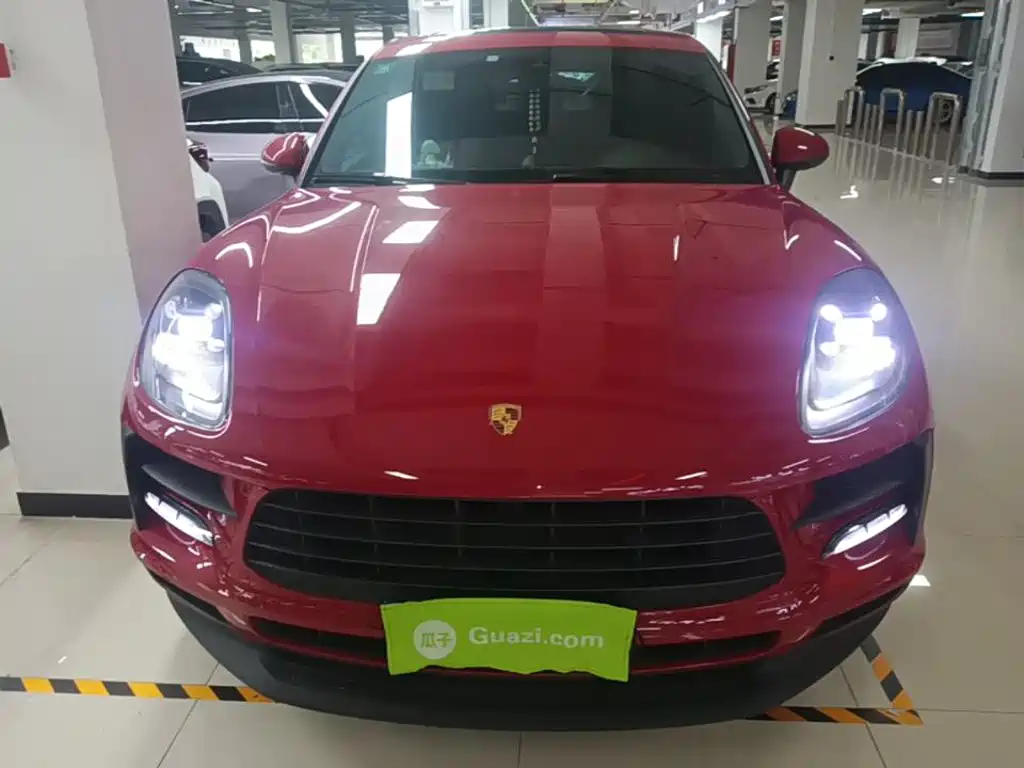 Porsche Macan — миниатюра 3