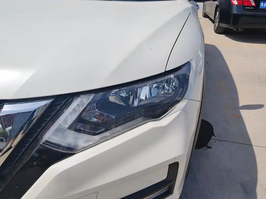 Nissan X-Trail — миниатюра 4
