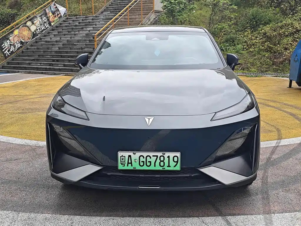 Changan Deepal DARK BLUE S07