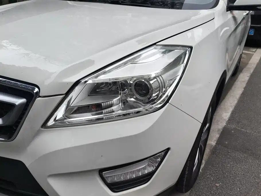 BAIC Senova X65 — миниатюра 5