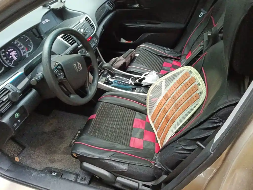 Honda Accord — миниатюра 8