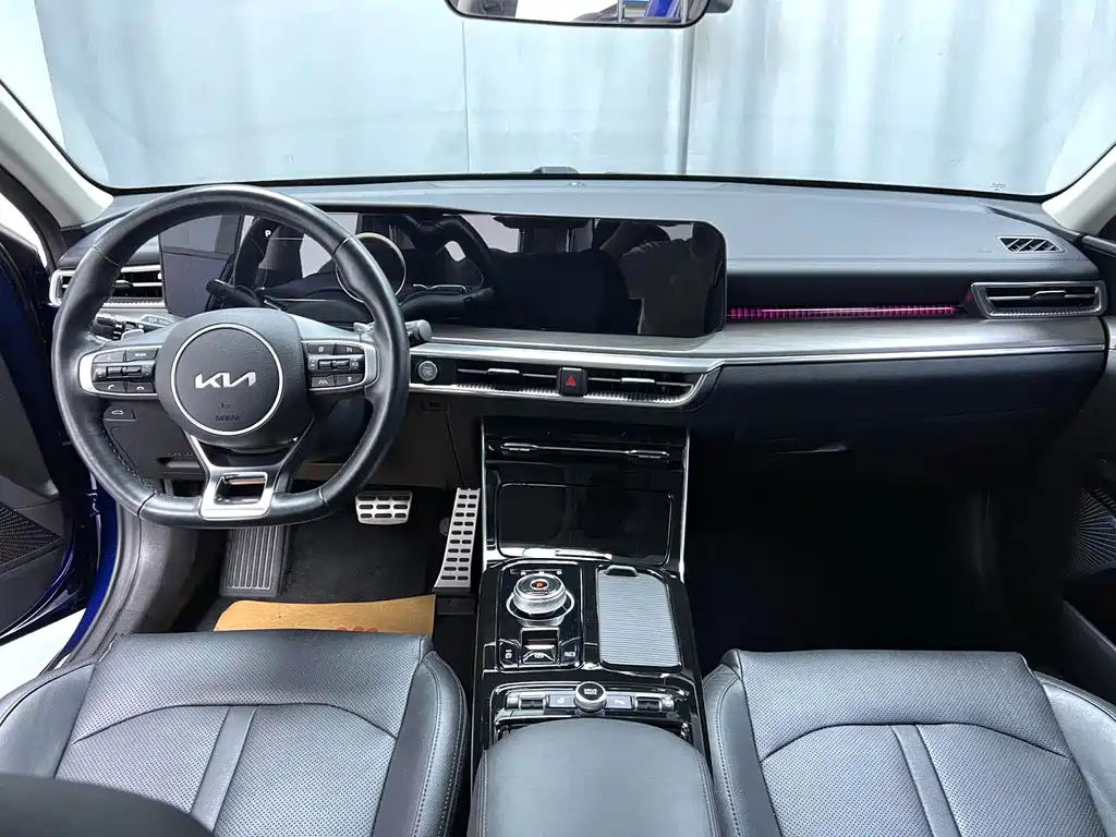 Kia K5 — миниатюра 6