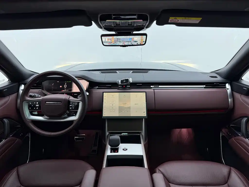 Land Rover Range Rover — миниатюра 17