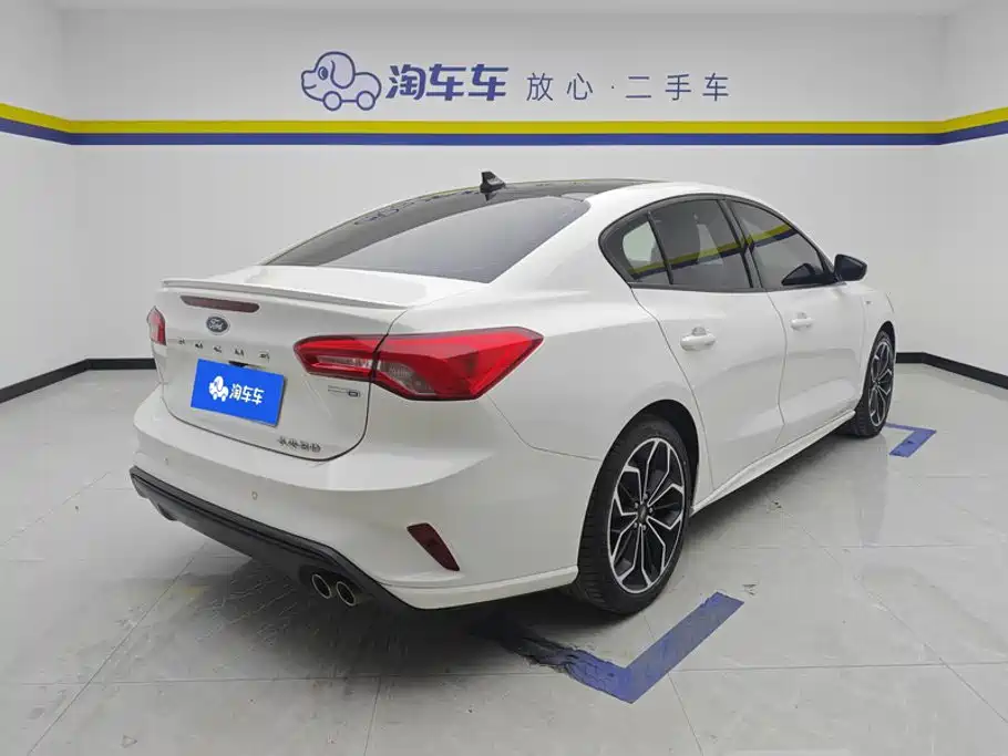 Ford Focus — миниатюра 3